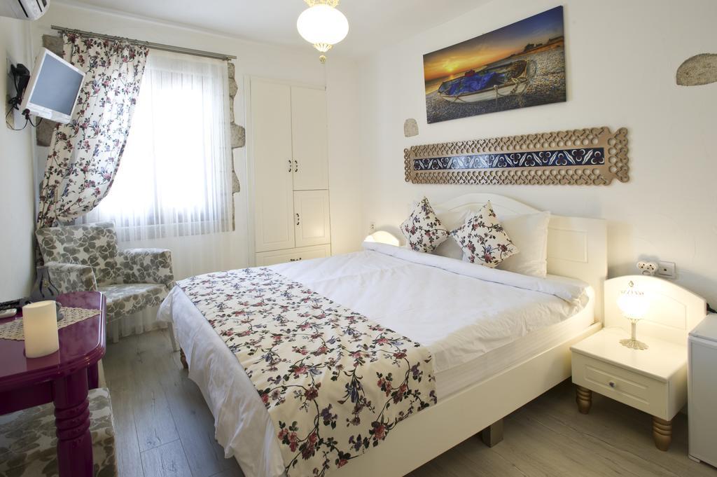 Lodos Butik Hotel Alacati Exterior photo